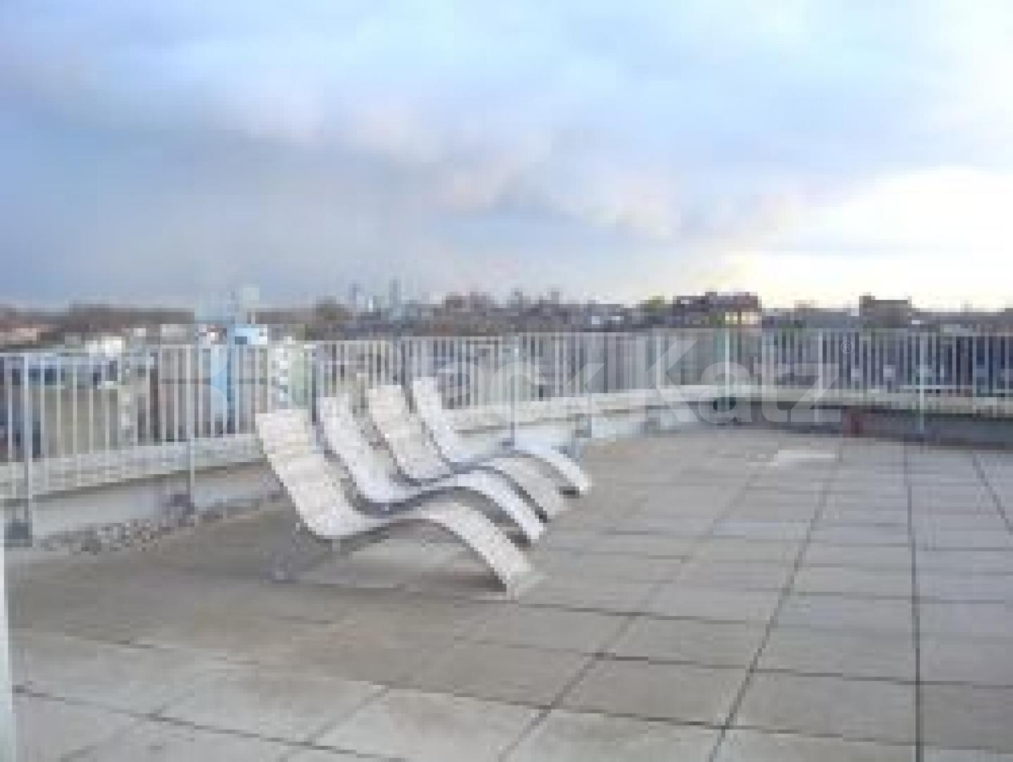 			MUST SEE !!!!!!!, 2 Bedroom, 1 bath, 1 reception Flat			 Buckler Crt Eden Grove, HOLLOWAY